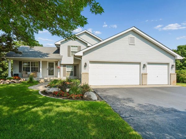16218 Parkview Drive SE, Prior Lake, MN 55372