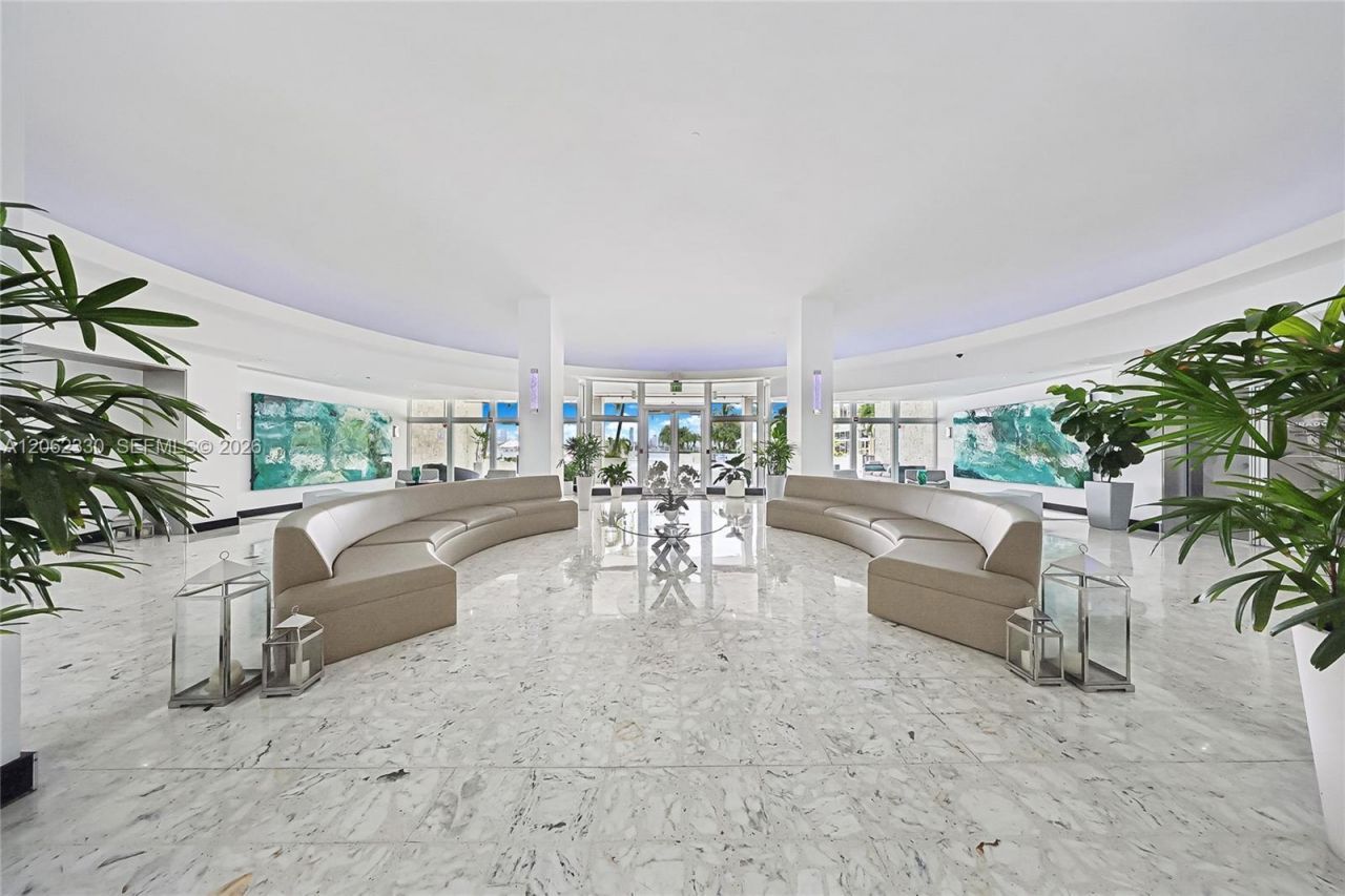 1200 West Ave , Unit 1502, Miami Beach, FL 33139 Photo
