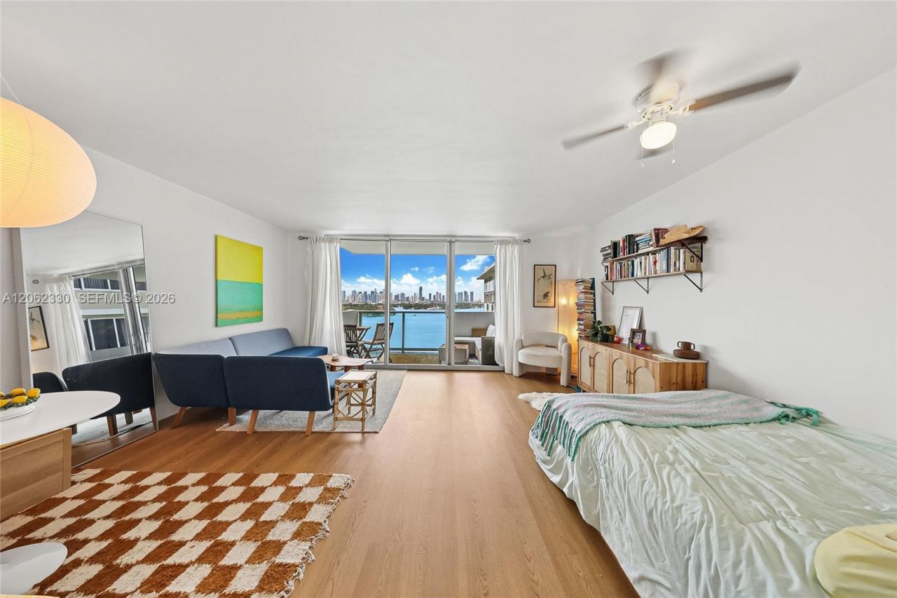 1200 West Ave , Unit 1502, Miami Beach, FL 33139 Photo