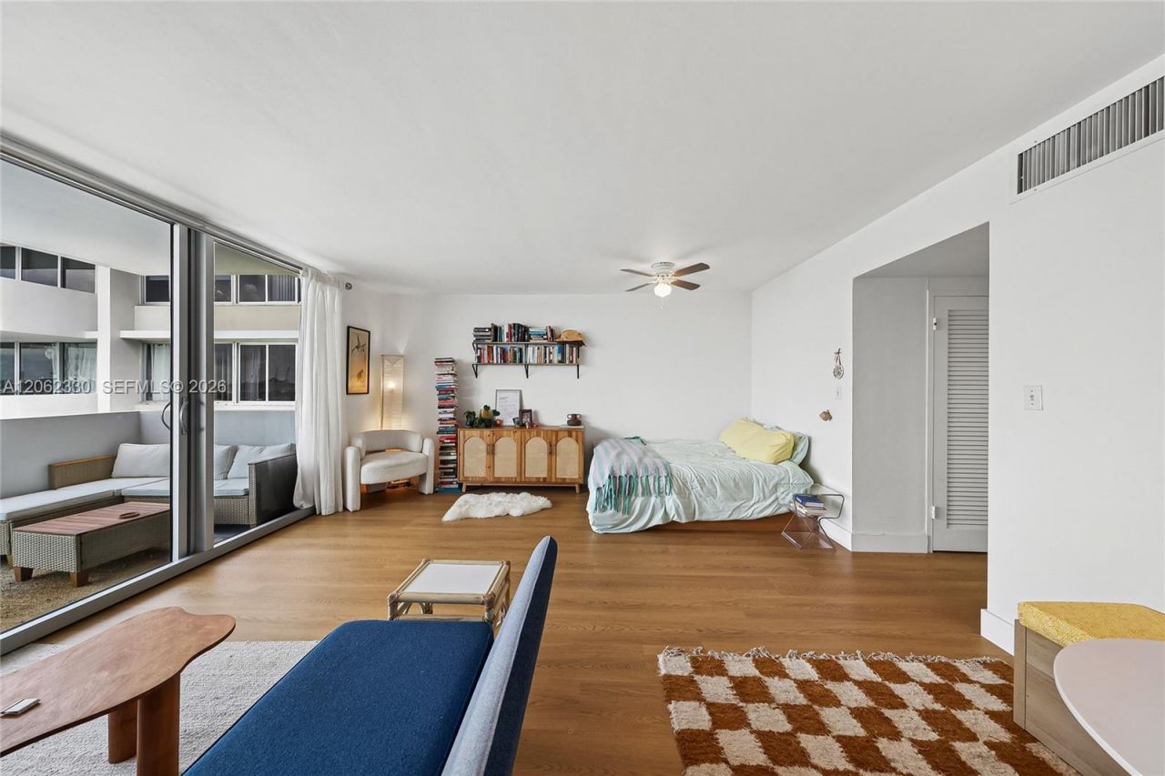 1200 West Ave , Unit 1502, Miami Beach, FL 33139 Photo
