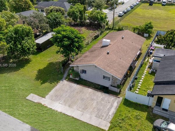 963 NE 5th Ave , Homestead, FL 33030