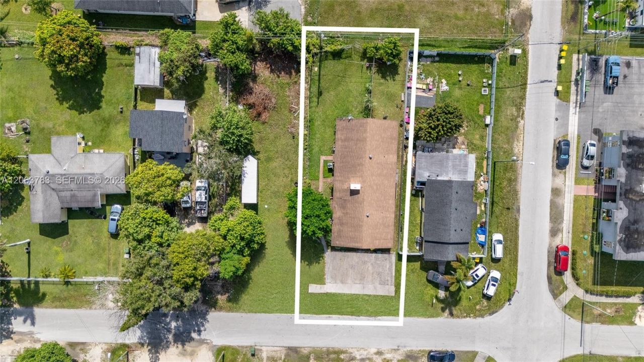 963 NE 5th Ave, Homestead, FL 33030 Photo