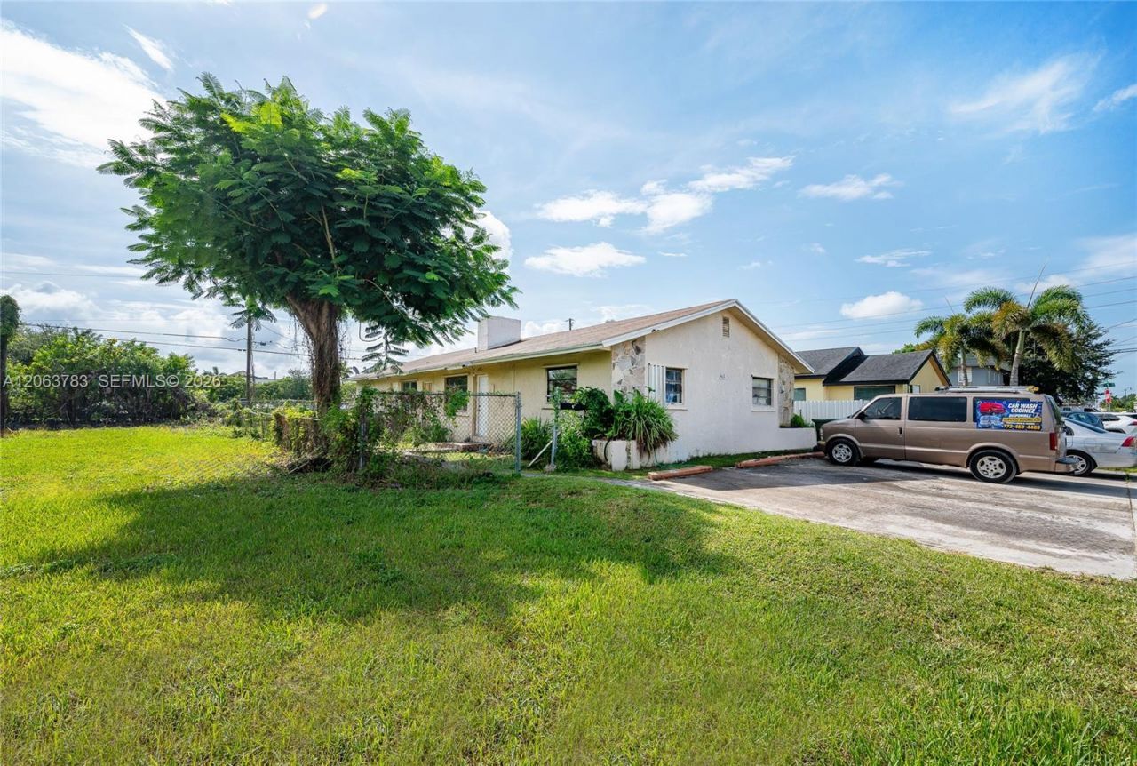 963 NE 5th Ave, Homestead, FL 33030 Photo