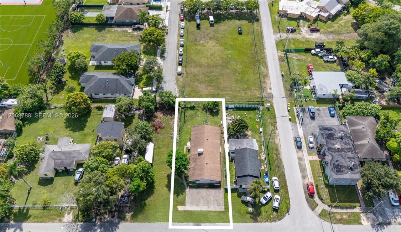 963 NE 5th Ave, Homestead, FL 33030 Photo
