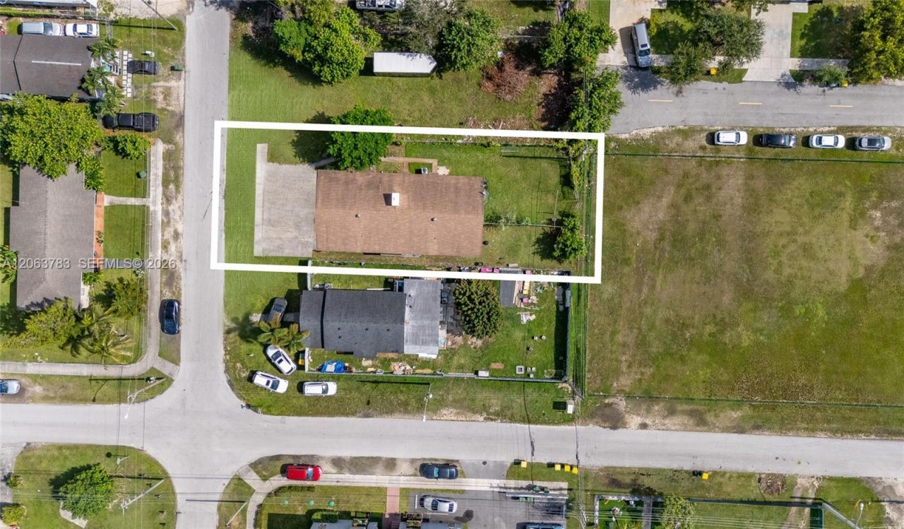 963 NE 5th Ave, Homestead, FL 33030 Photo
