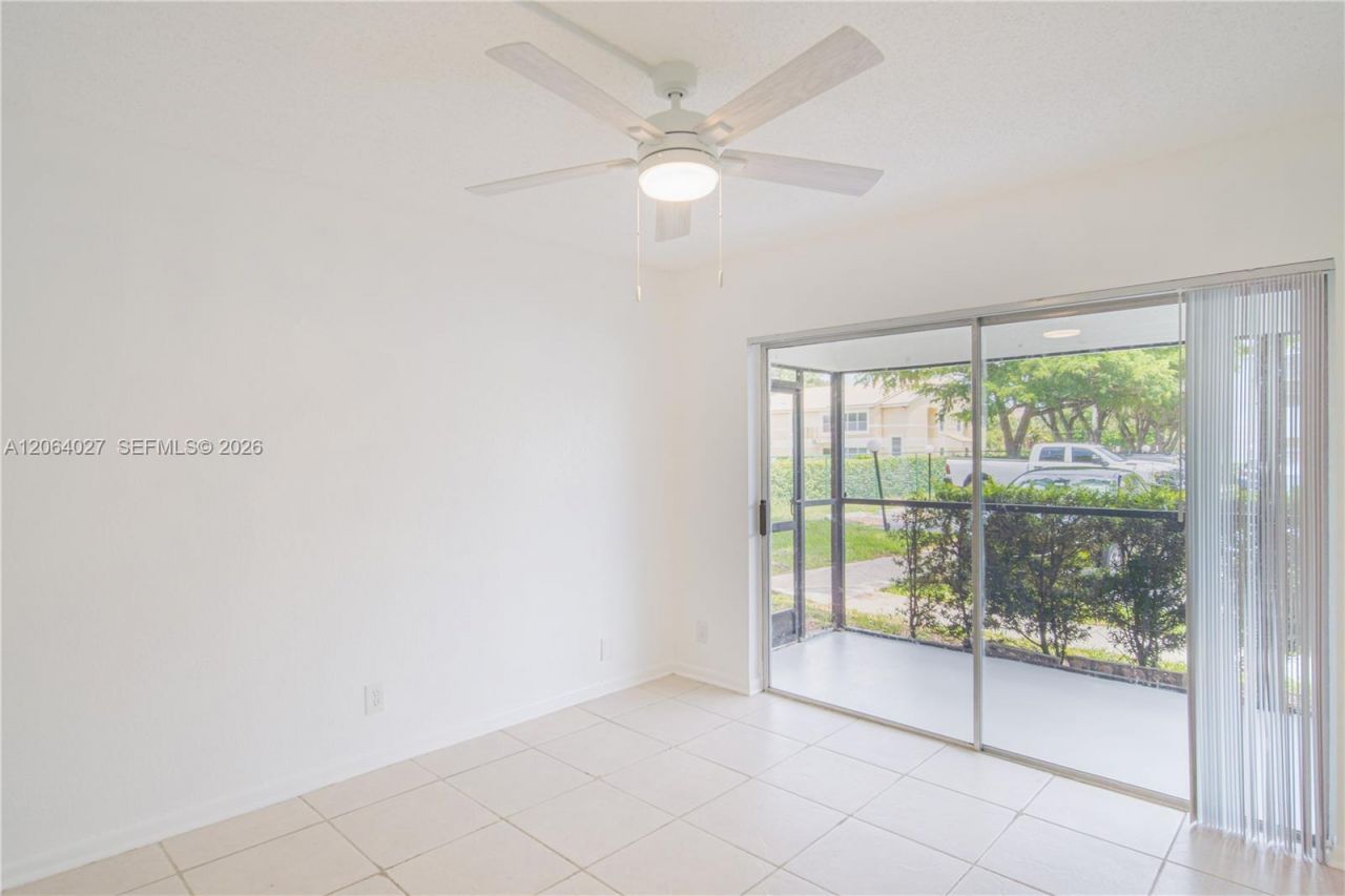 2830 Riverside Dr, Unit 107-3, Coral Springs, FL 33065 Photo