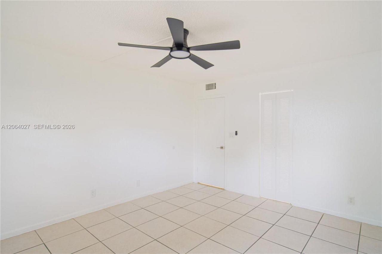 2830 Riverside Dr, Unit 107-3, Coral Springs, FL 33065 Photo