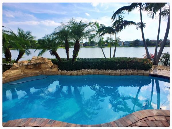 1358 NW 157th Ave, Unit 1358, Pembroke Pines, FL 33028