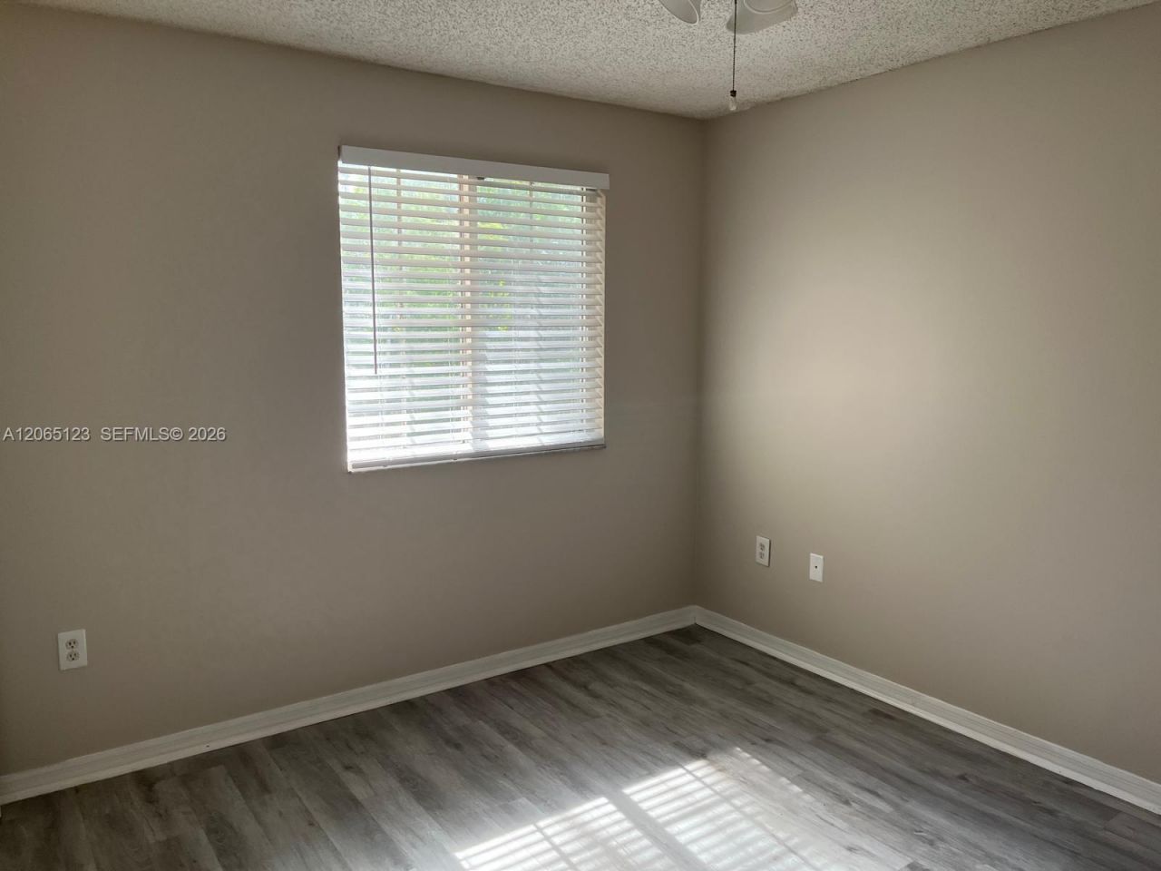 4171 N Haverhill Rd, Unit 1013, West Palm Beach, FL 33417 Photo