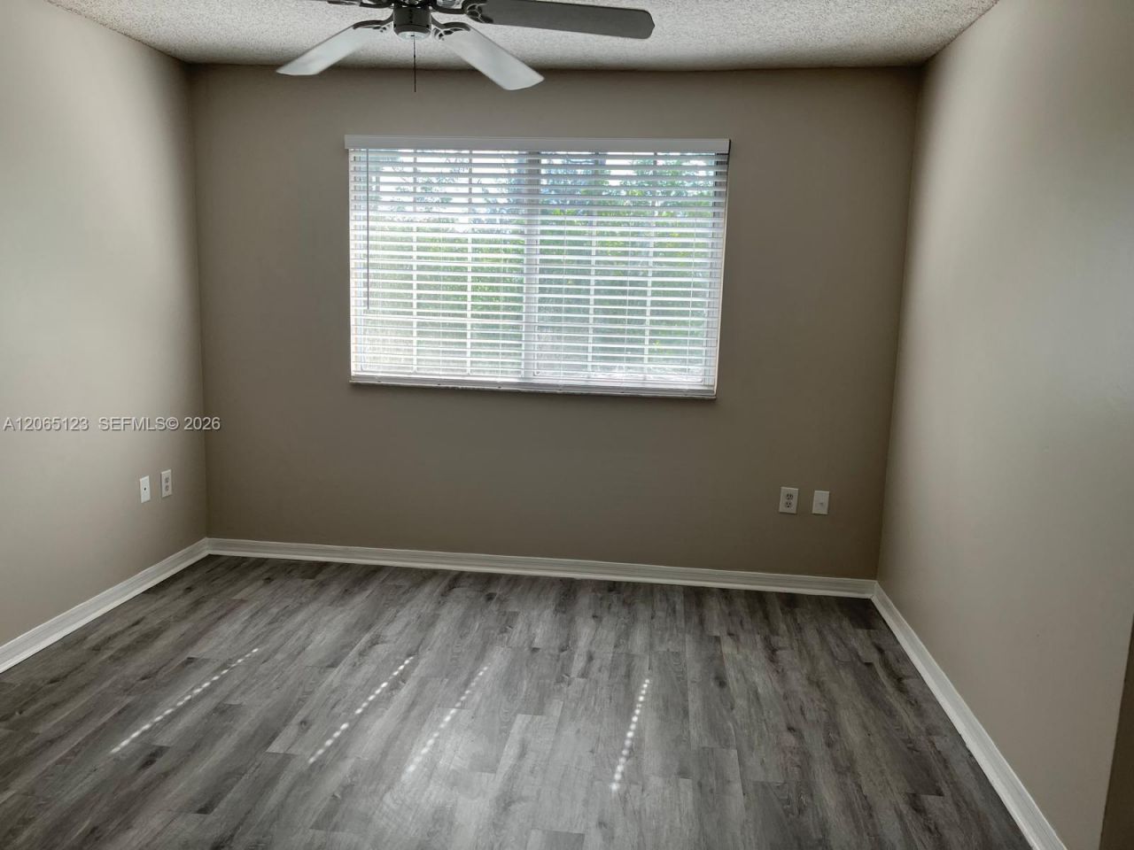 4171 N Haverhill Rd, Unit 1013, West Palm Beach, FL 33417 Photo