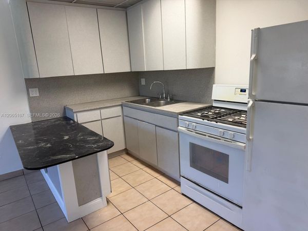 1845 Pembroke Rd , Unit 4-27, Hollywood, FL 33020