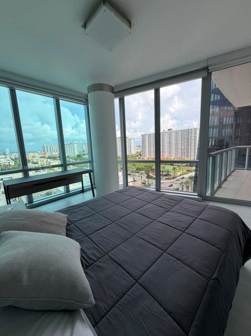 17121 Collins Ave , Unit 1208, Sunny Isles Beach, FL 33160 Photo