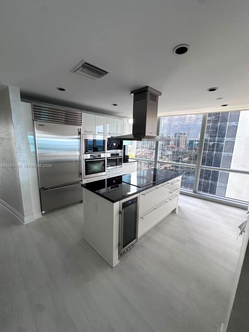 17121 Collins Ave , Unit 1208, Sunny Isles Beach, FL 33160 Photo