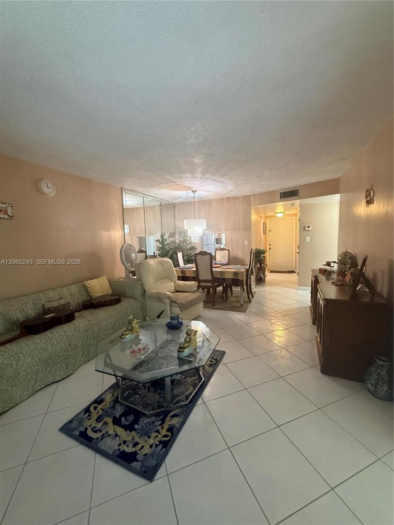 9001 Sunrise Lakes Blvd , Unit 201, Sunrise, FL 33322 Photo