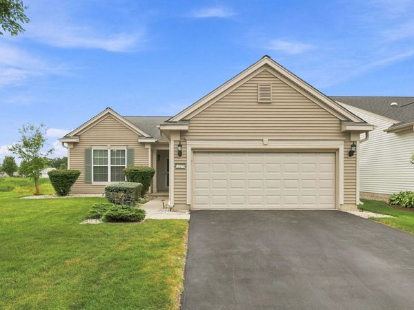 12231 Russet Lane , Huntley, IL 60142