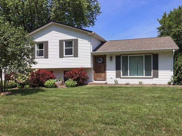 906 114th STREET, Pleasant Prairie, WI 53158