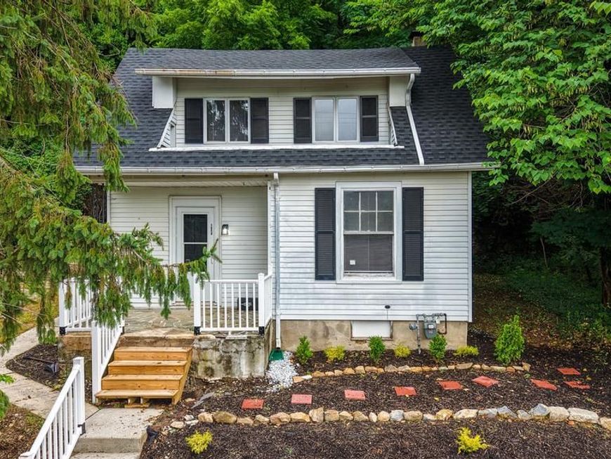 1050 Friedensburg Road, Reading, PA 19606 Main Photo