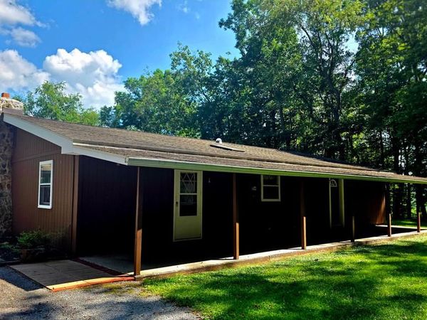 8952 WALNUT LANE, HUNTINGDON, PA 16652