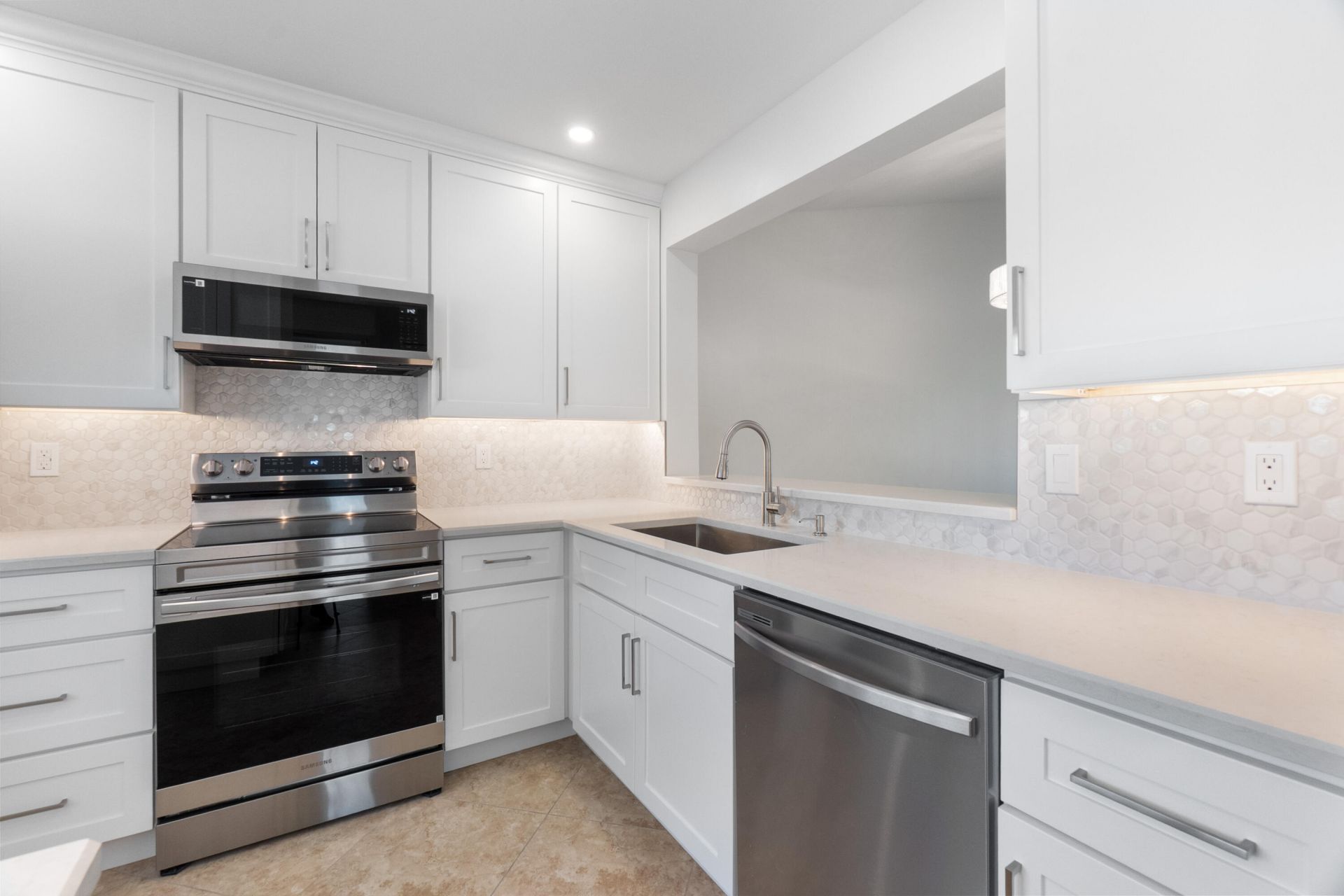 2061 NW 21st Terrace, Unit 108, Stuart, FL 34994 Photo