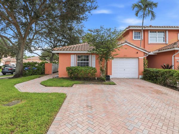 3990 NW 91ST Terrace, Sunrise, FL 33351