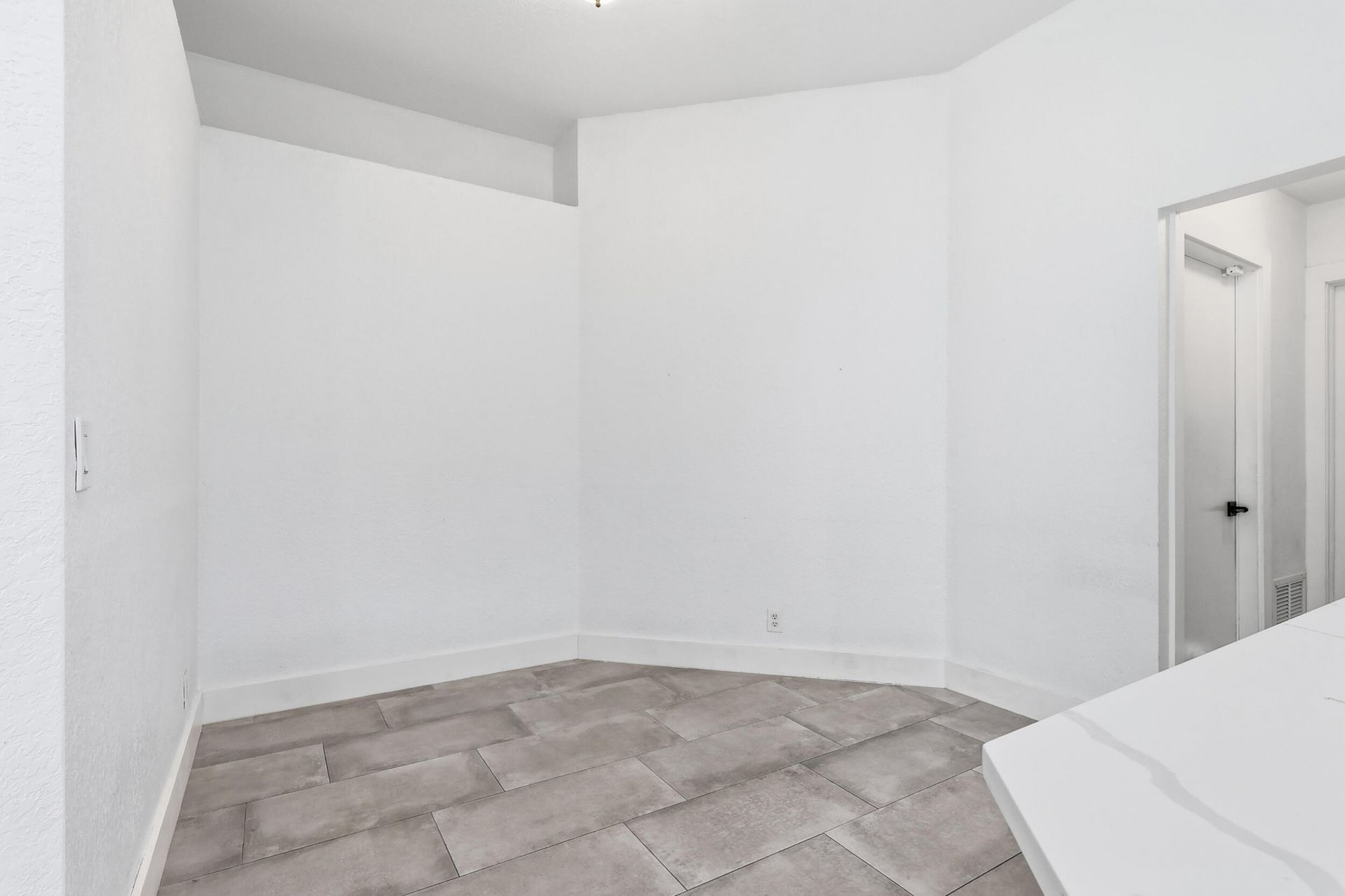 3990 NW 91st Terrace, Sunrise, FL 33351 Photo