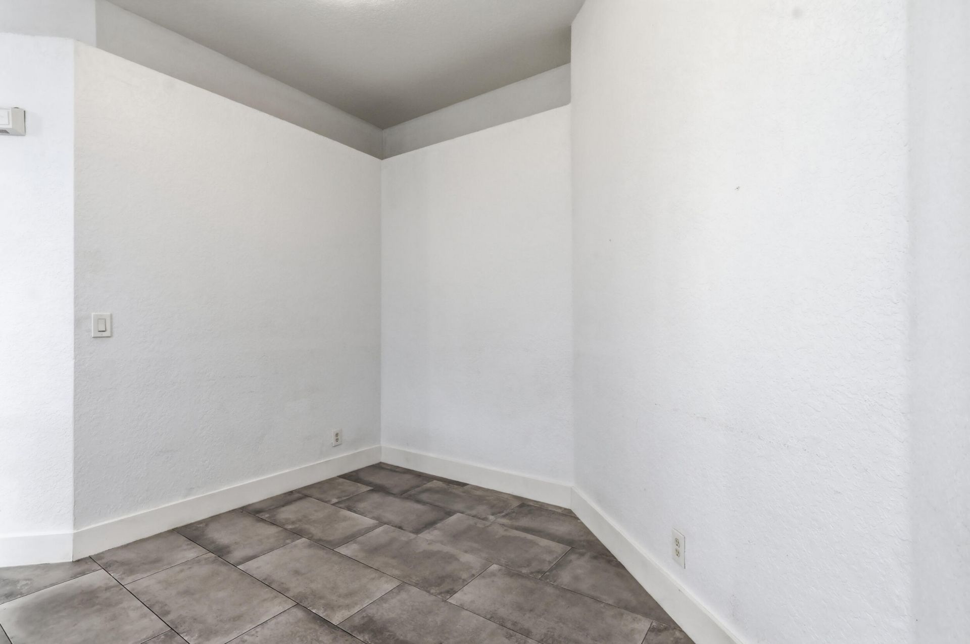 3990 NW 91st Terrace, Sunrise, FL 33351 Photo