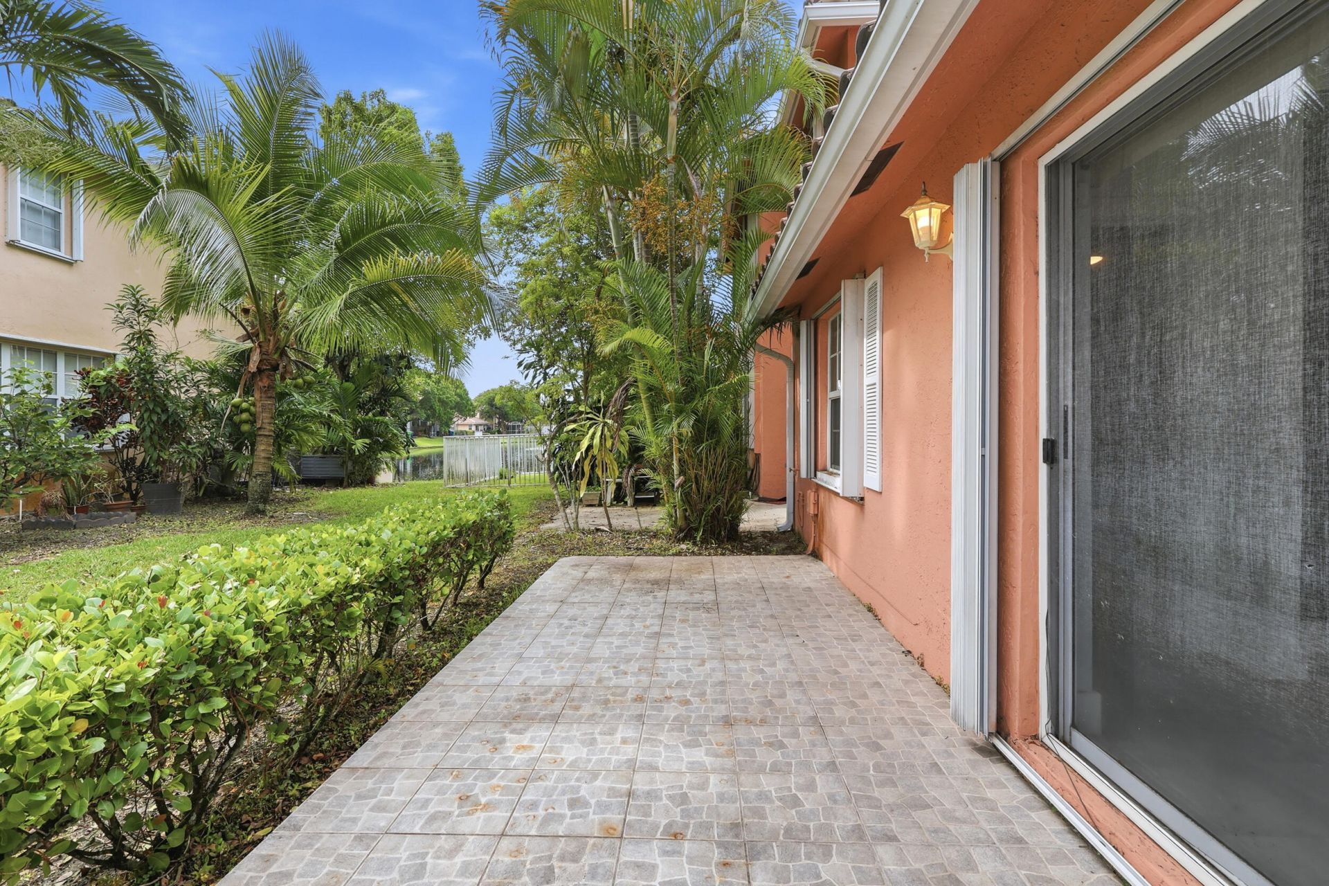 3990 NW 91st Terrace, Sunrise, FL 33351 Photo
