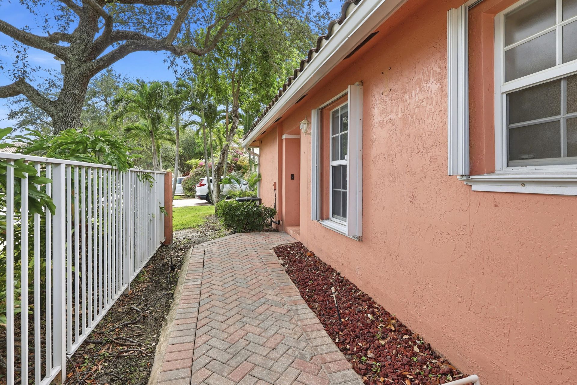 3990 NW 91st Terrace, Sunrise, FL 33351 Photo