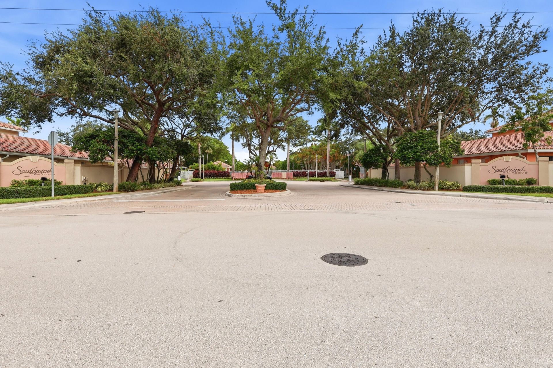 3990 NW 91st Terrace, Sunrise, FL 33351 Photo