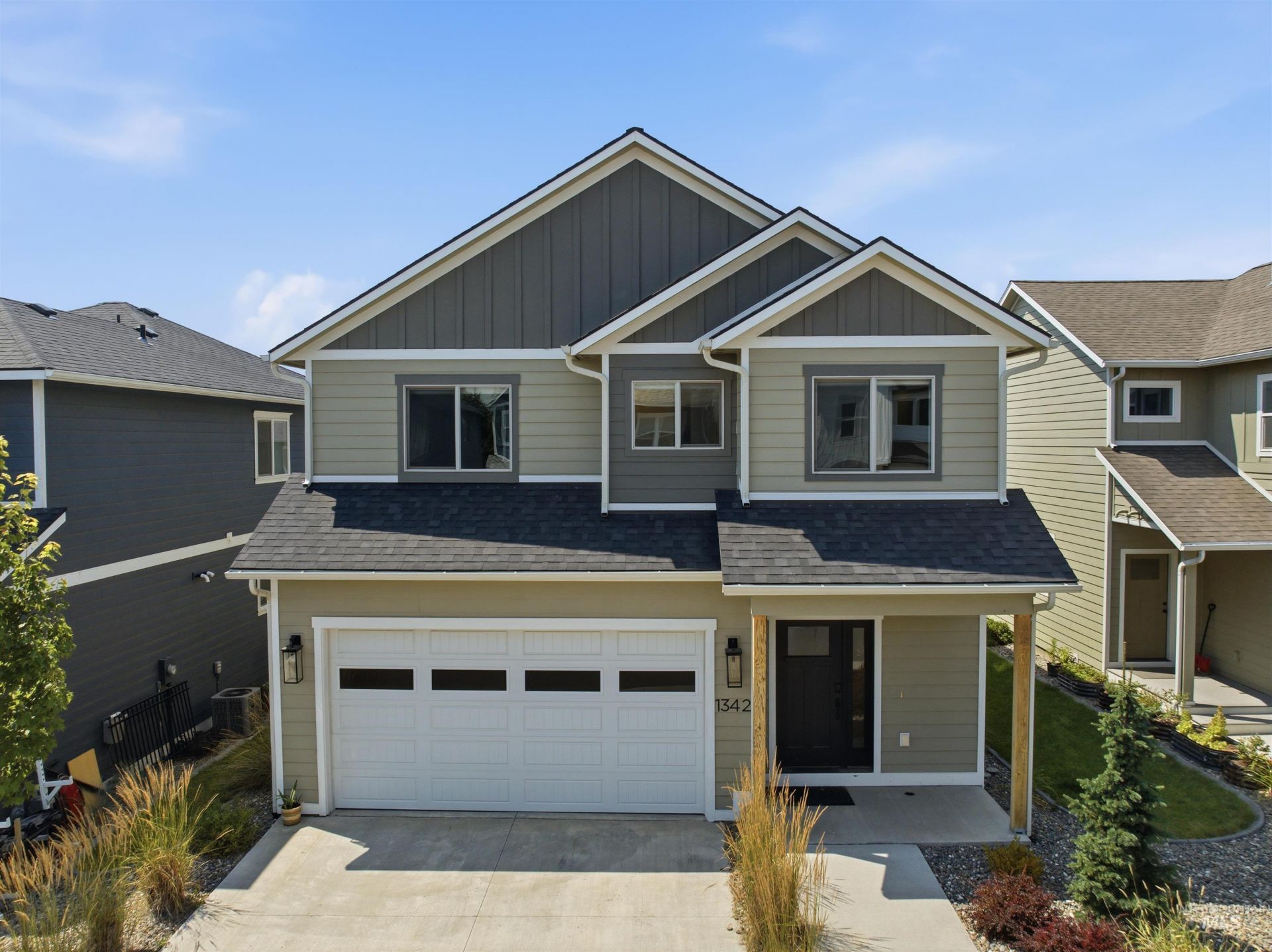 1342 Indian Hills Dr, Moscow, ID 83843 Main Photo