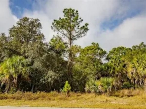 3091 Como ST, PORT CHARLOTTE, FL 33948