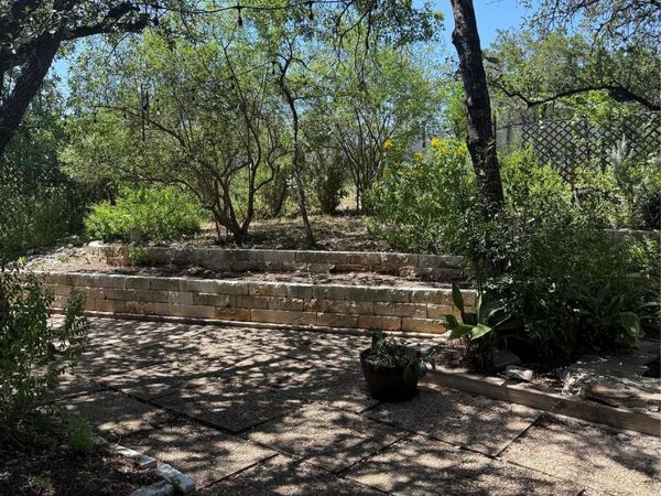 210 Raley RD , Cedar Park, TX 78613