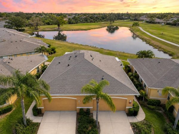 970 PEMBROKE POINT WAY , SUN CITY CENTER, FL 33573