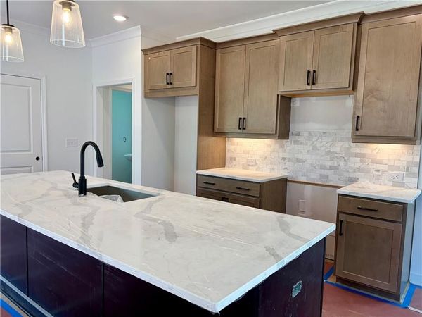348 Marigold Lane , Woodstock, GA 30188