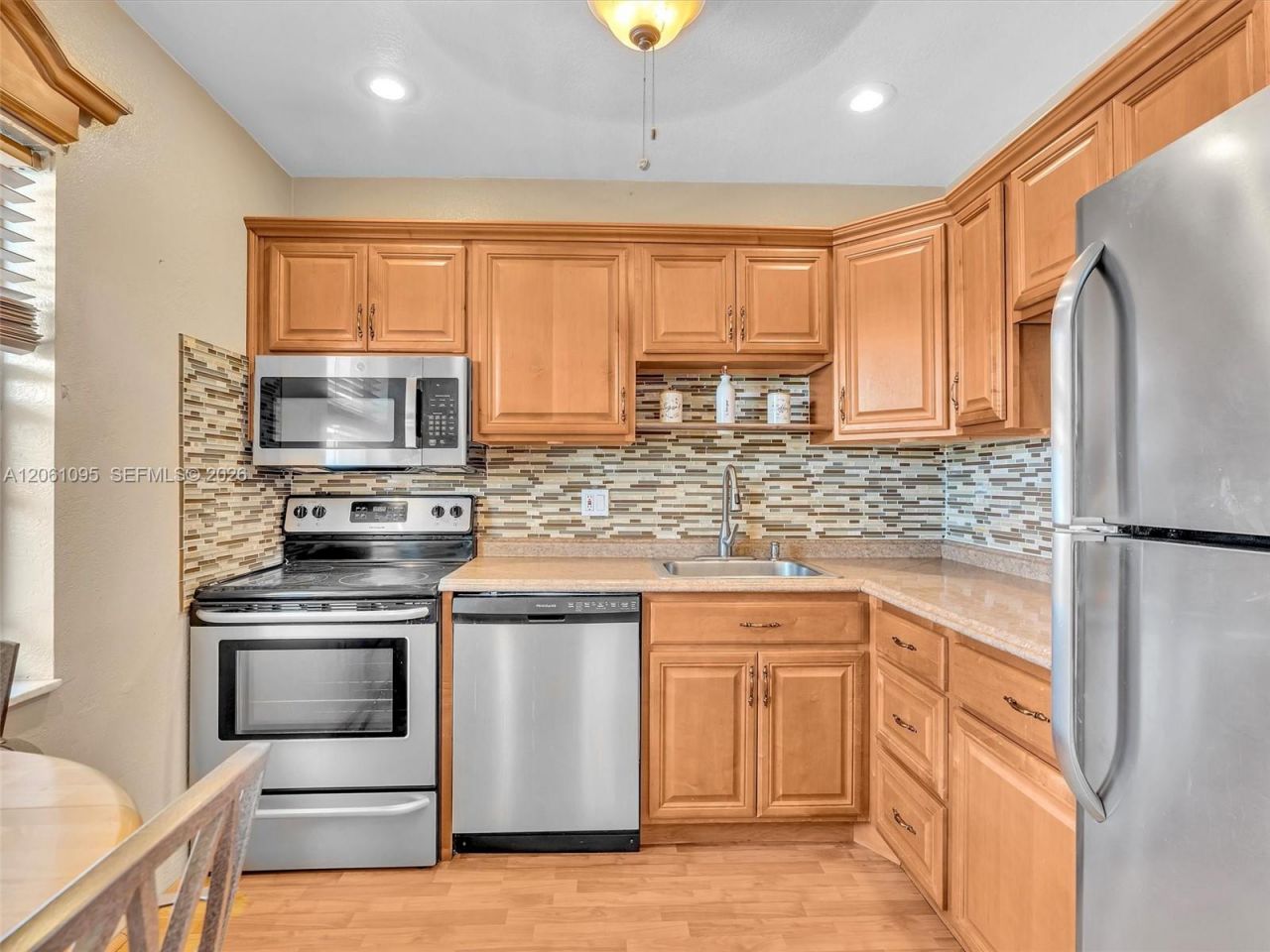 551 NW 76th Ter , Unit 208, Margate, FL 33063 Photo