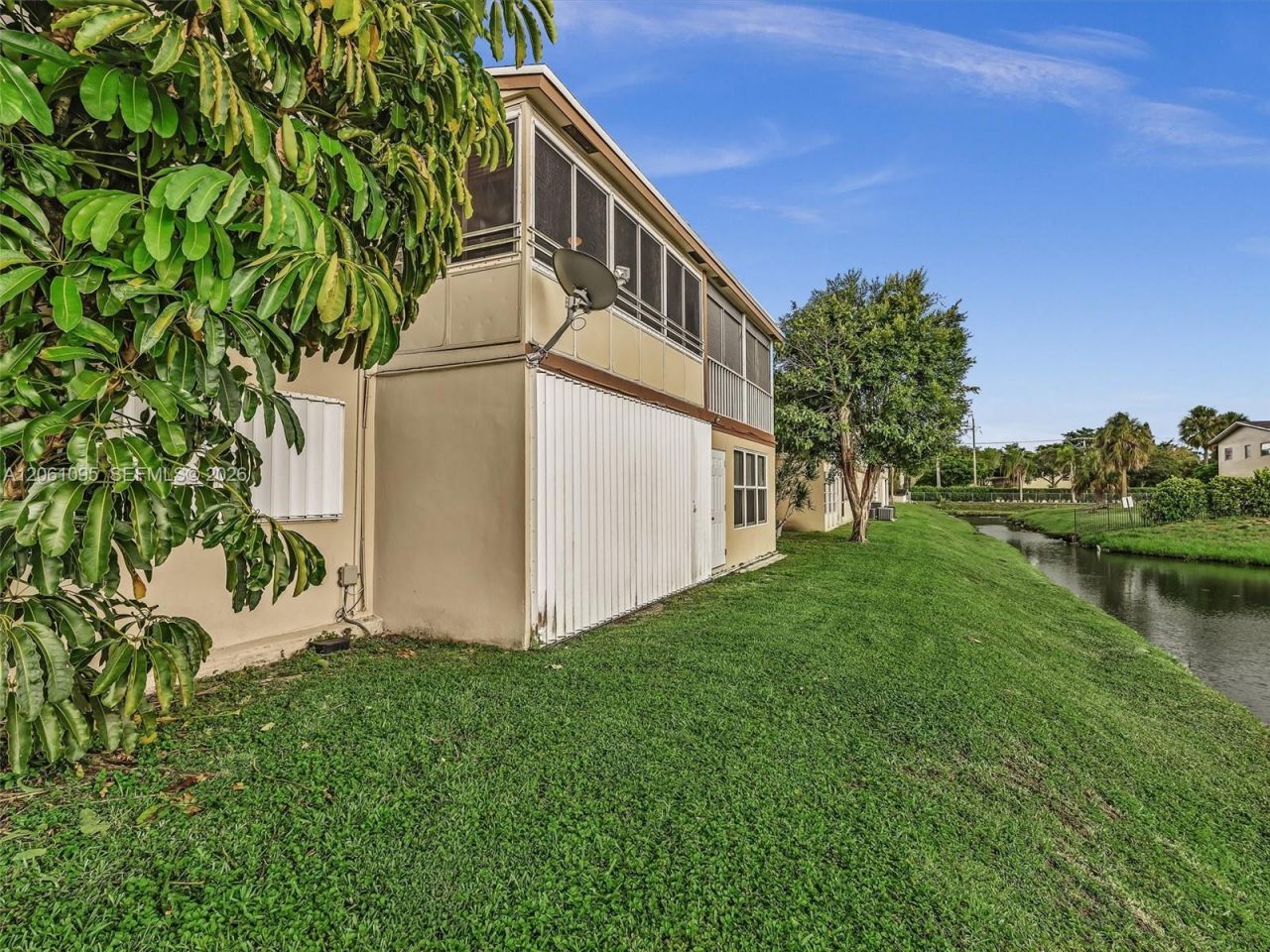 551 NW 76th Ter , Unit 208, Margate, FL 33063 Photo