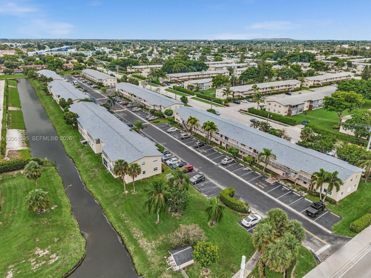 551 NW 76th Ter , Unit 208, Margate, FL 33063 Photo