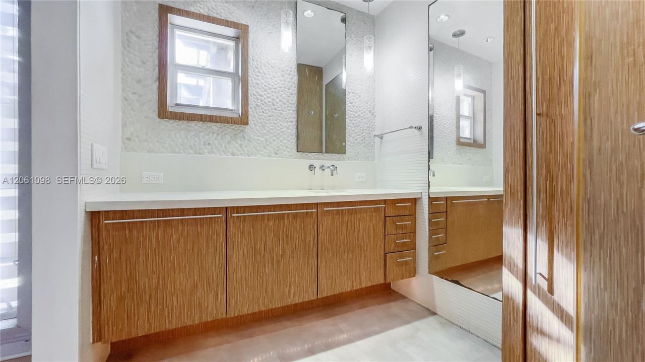 38 NW 105th St, Miami Shores, FL 33150 Photo