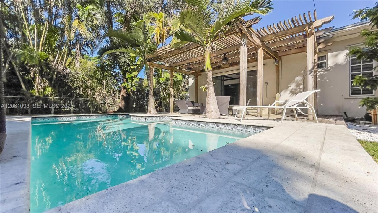 38 NW 105th St, Miami Shores, FL 33150 Photo