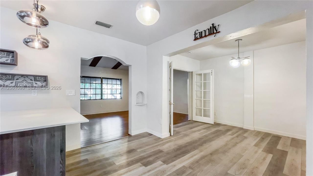 38 NW 105th St, Miami Shores, FL 33150 Photo