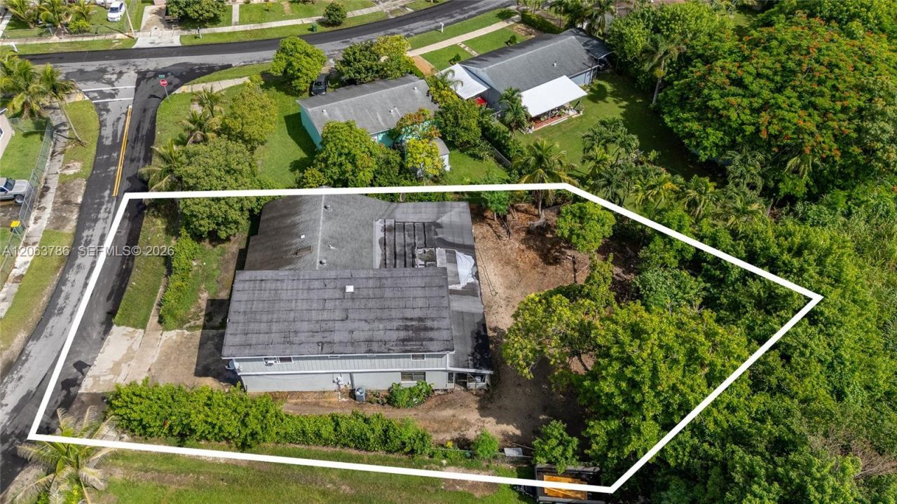 155 SW 16th Ter , Homestead, FL 33030 Photo