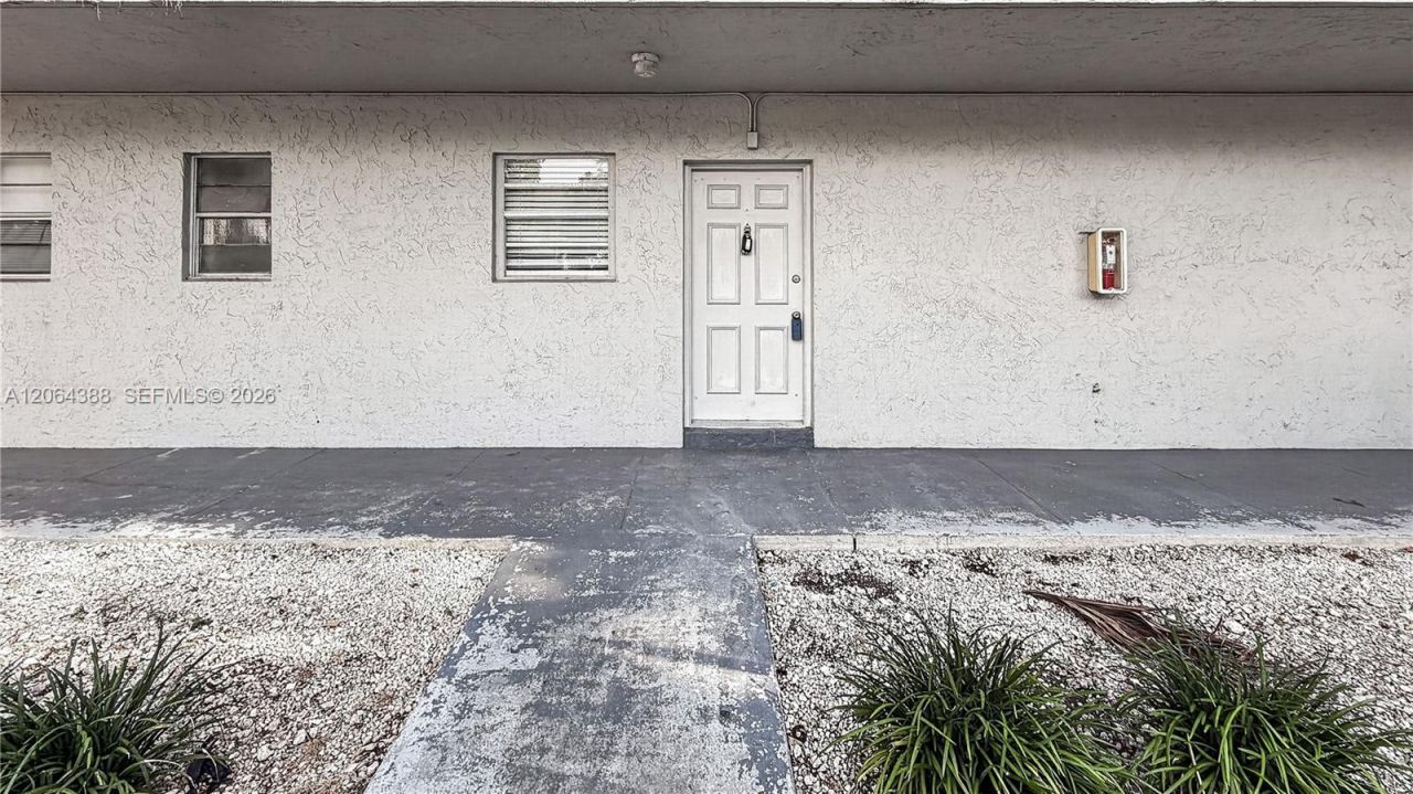 17255 SW 95th Ave , Unit 161, Palmetto Bay, FL 33157 Photo