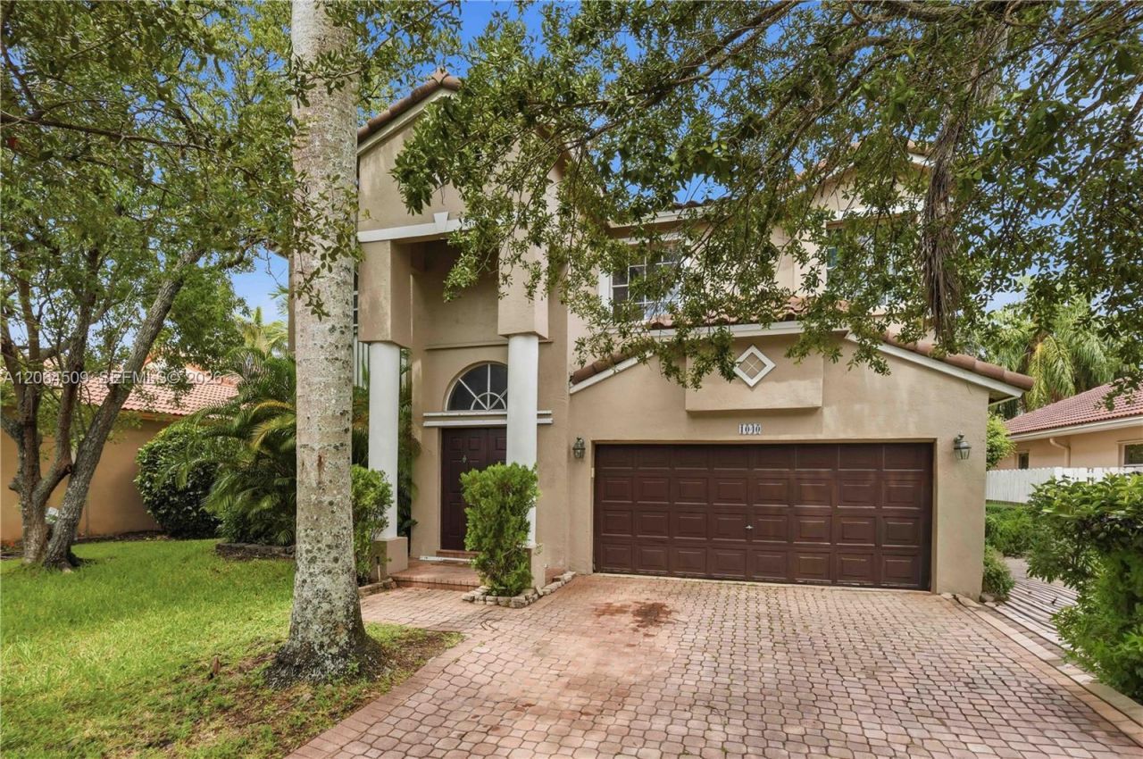 1040 NW 185th Ave , Pembroke Pines, FL 33029 Photo