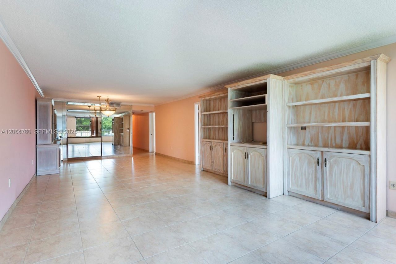 10230 Collins Ave, Unit 101, Bal Harbour, FL 33154 Photo