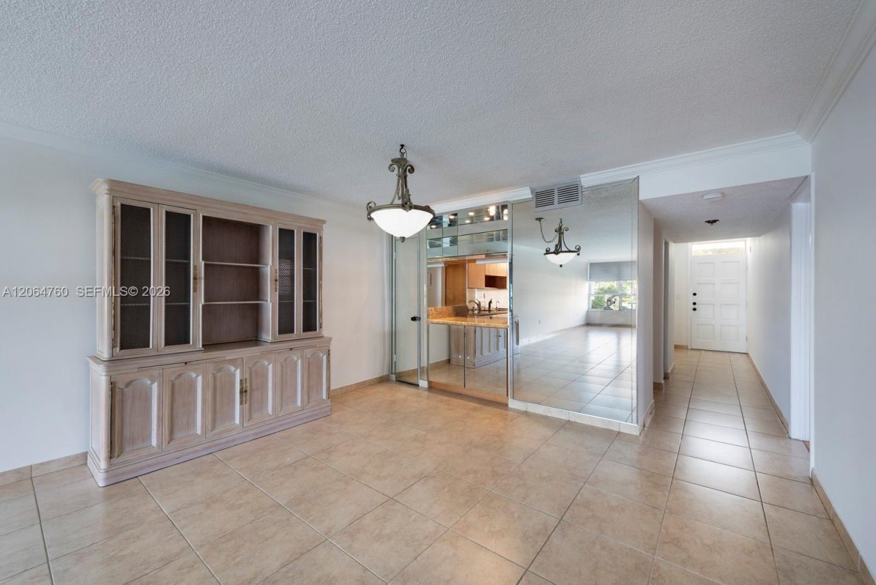 10230 Collins Ave, Unit 101, Bal Harbour, FL 33154 Photo