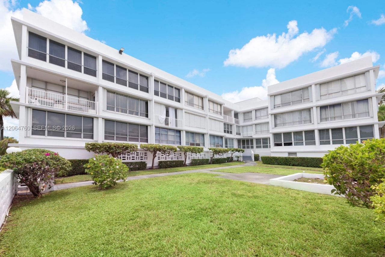 10230 Collins Ave, Unit 101, Bal Harbour, FL 33154 Photo
