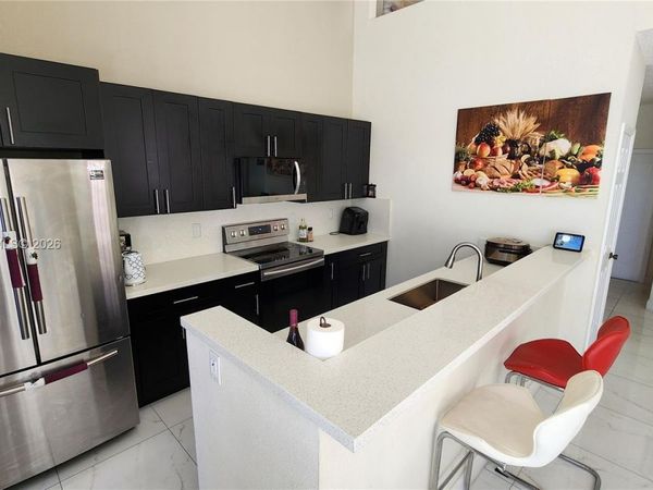 10702 Pelican Dr, Wellington, FL 33414