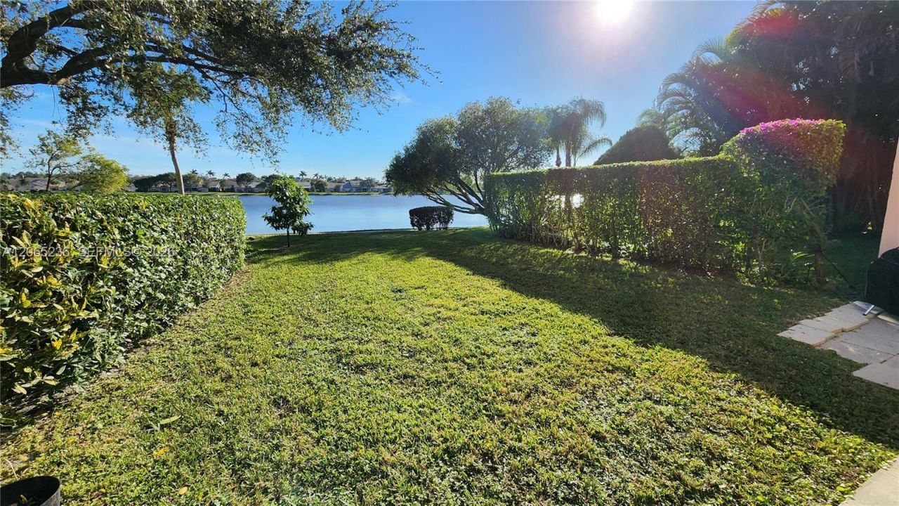 10702 Pelican Dr, Wellington, FL 33414 Photo