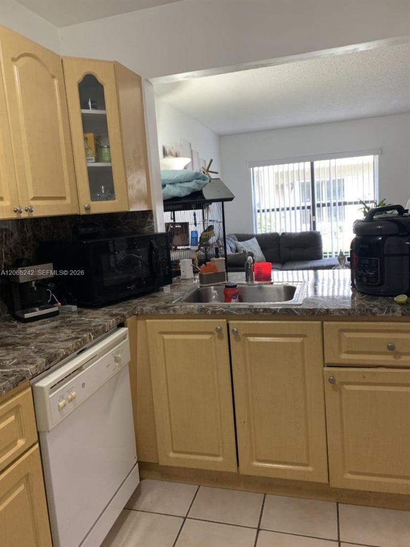 15324 SW 72nd St, Unit 12-14, Miami, FL 33193 Photo