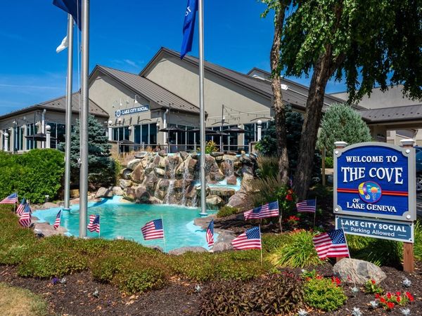 111 Center STREET, Unit 263, Lake Geneva, WI 53147